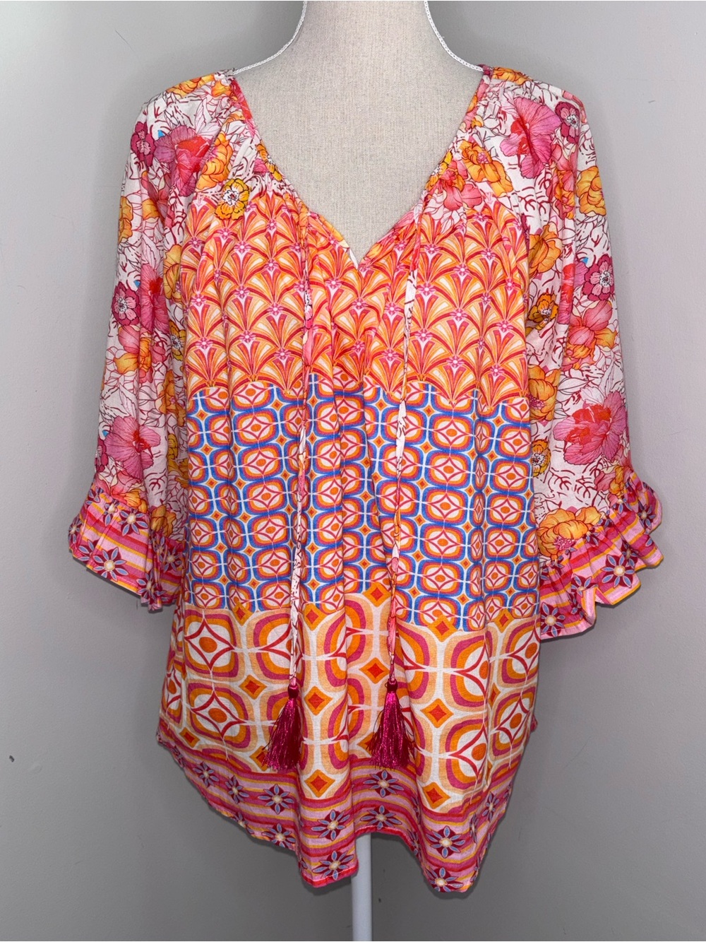 Lulalife orange & pink geometric floral bell sleeve peasant top size Large